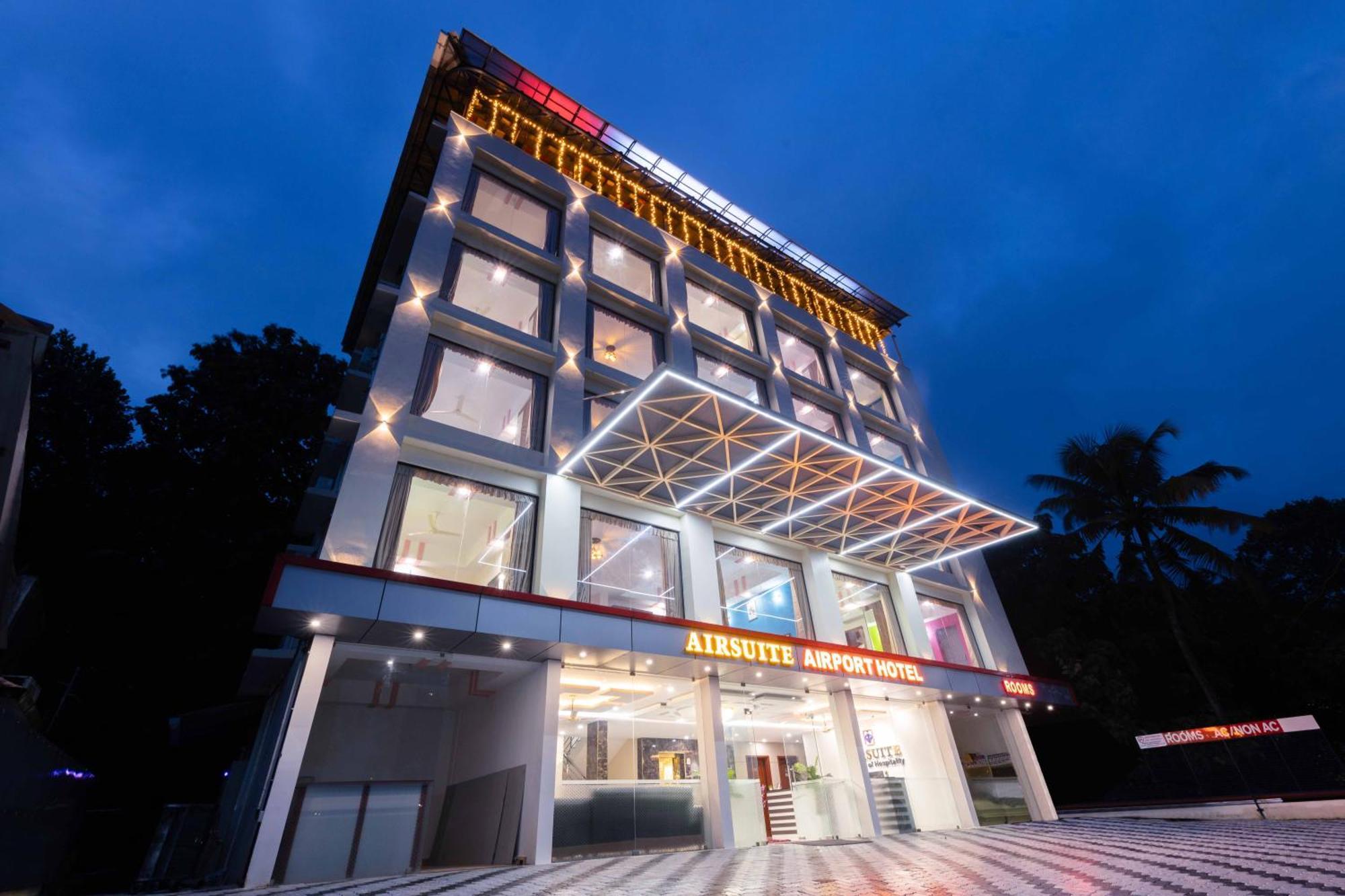 Treebo Airsuite Airport Hotel Kochi Exterior photo