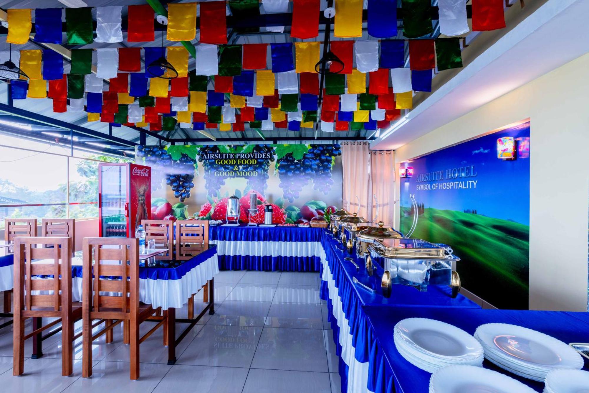 Treebo Airsuite Airport Hotel Kochi Exterior photo