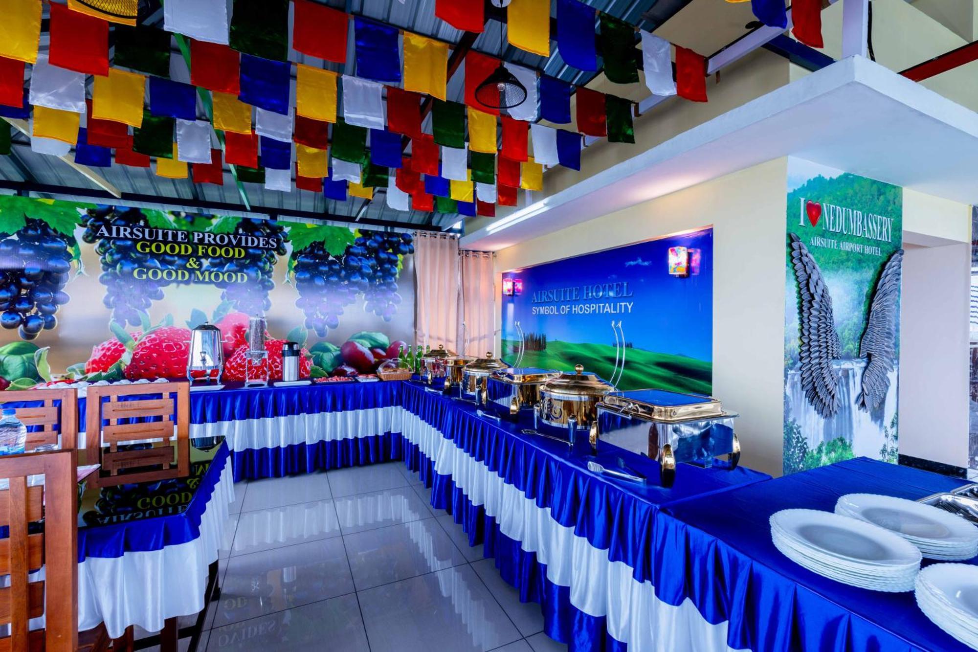 Treebo Airsuite Airport Hotel Kochi Exterior photo